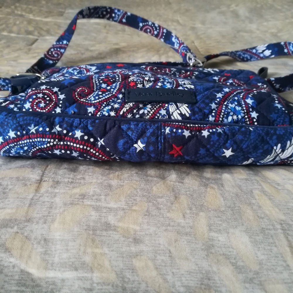 Vera Bradley NWOT crossbody purse. - Picture 10 of 15